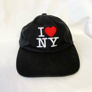 Black adjustable I ♥️ New York ball cap. Hat with I love New York